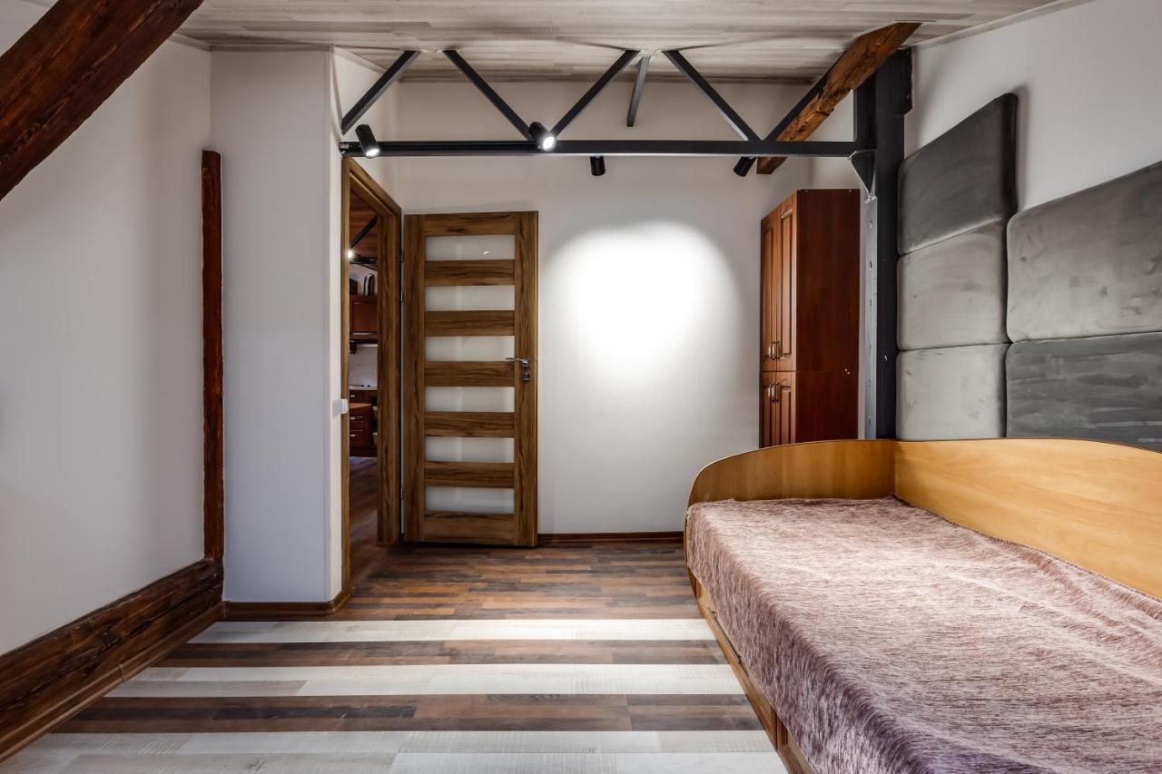 Four Bedrooms Apartment In The Heart Of 리비프 외부 사진